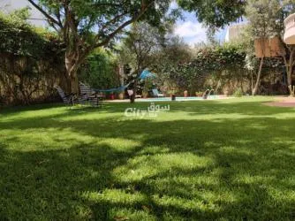 Magnifique villa avec piscine et grand jardin arboré - 14