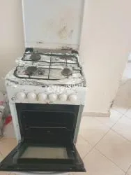 غاز مع الفران للبيع