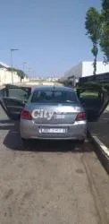 Voiture peugeot dans un excellent état - 3