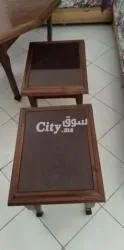 Grande table avec coifeuses - 2