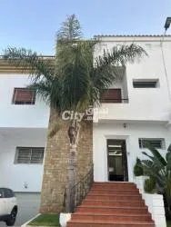 Belle villa à louer dans résidence sécurisée quartier du golf