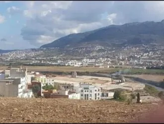 أرض للبيع بتطوان ملكية 180 متر اللوزيين