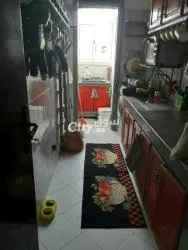 Apparemment à vendre