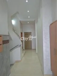 Apparemment à vendre - 10