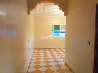 شقة للبيع بمدينة مكناس حي السلام