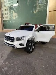 ✅ *La voiture Mercedes 4*4