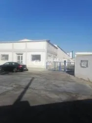 A vendre local de 3 hangars - 2