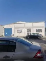 A vendre local de 3 hangars - 5