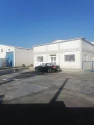 A vendre local de 3 hangars - 6
