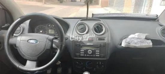 Ford fiesta essence - 5