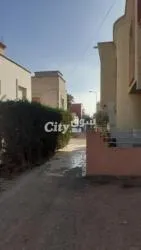 منزل بحديقة ومرآب سيارة و 2فصاد - 3