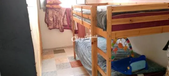 سرير اطفال ذو طابقين