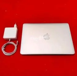 MacBook Pro Disc dur 128 SSD batterie 4h