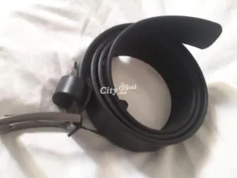 أحزمة للرجال كمية متوفرة