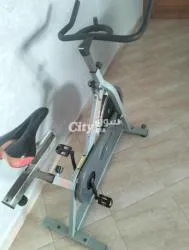 Vélo d'appartement - 2