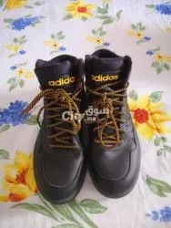 chaussures Adidas. Pointure 40,5