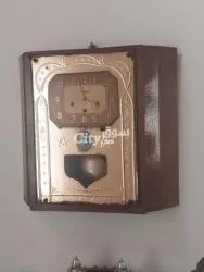 Horloge murale antique