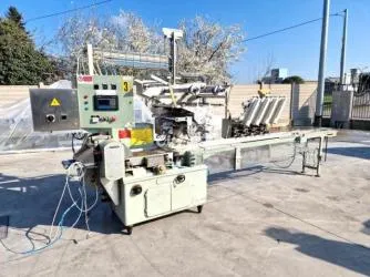 خطوط تعبئة Flowpack المستعملة