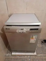 Lave-vaisselle Zanussi en bon état – Nador