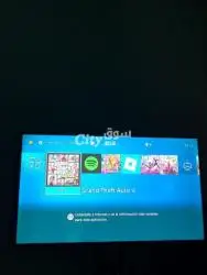 Playstation 4slim - 3